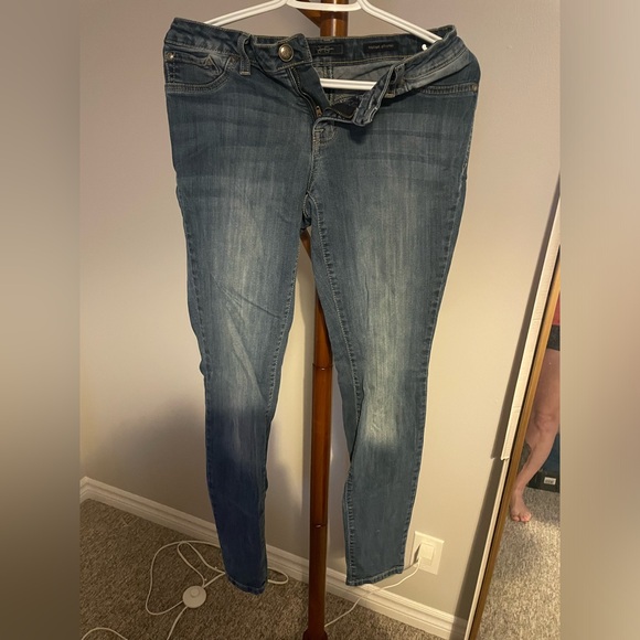 Jessica Simpson Kiss me Jeggings - Picture 1 of 4